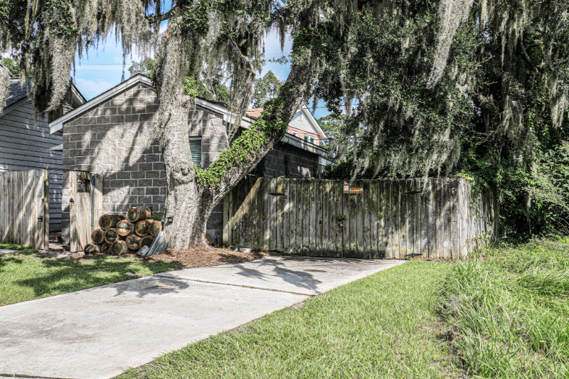 102 Neva Ave #A - Photo 5 of 50