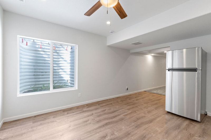 8203 Mahogany Wood Ct - Photo 4 of 22