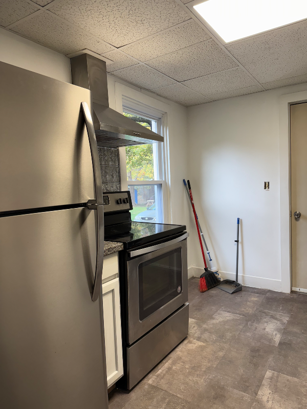 12 Grove St #1stFL - Photo 6 of 18