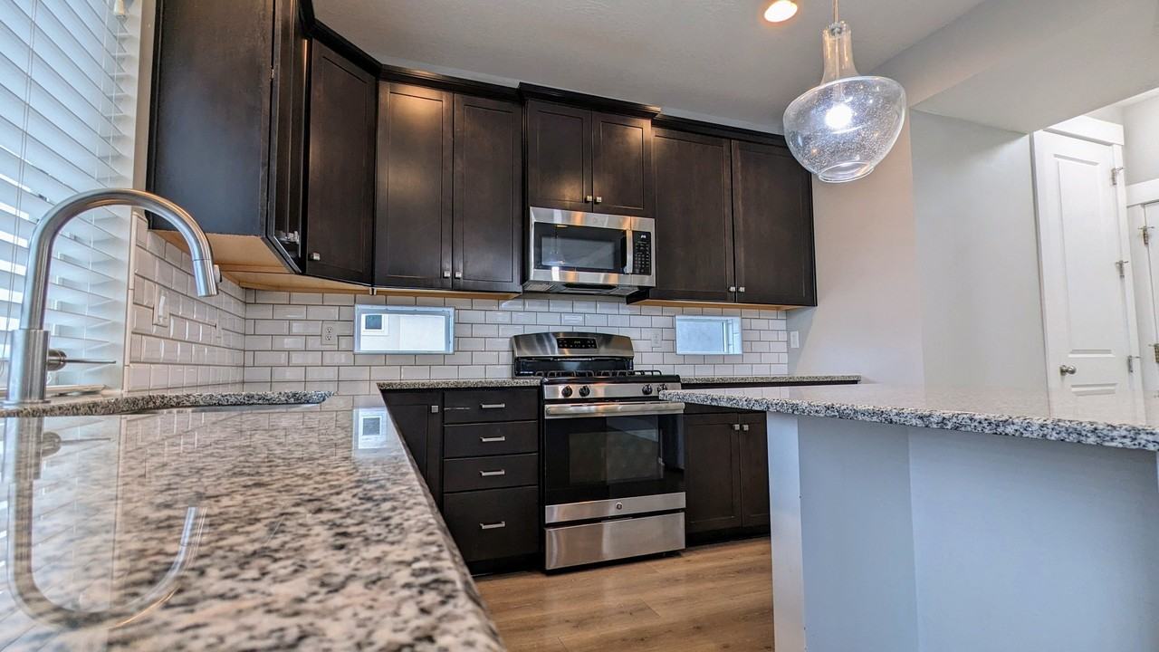 45 E Delgada Ln - Photo 5 of 20