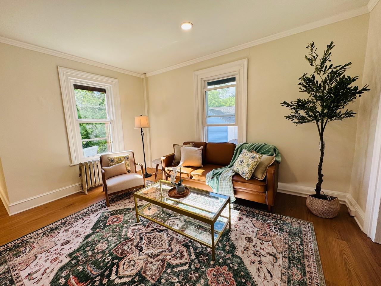 42 Pomeroy Ave #2 - Photo 3 of 20