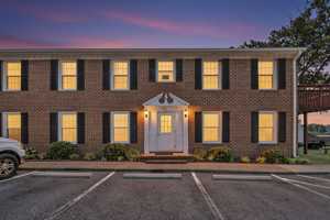 featured image of 405 Erle Cres #205