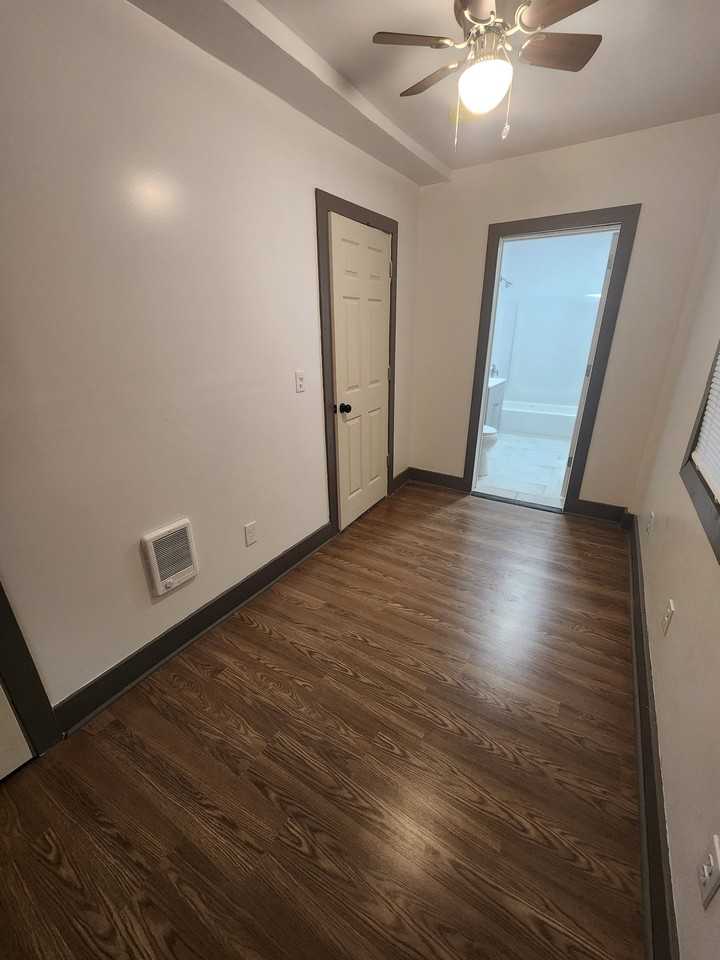 18 Jeanette St - Photo 7 of 18