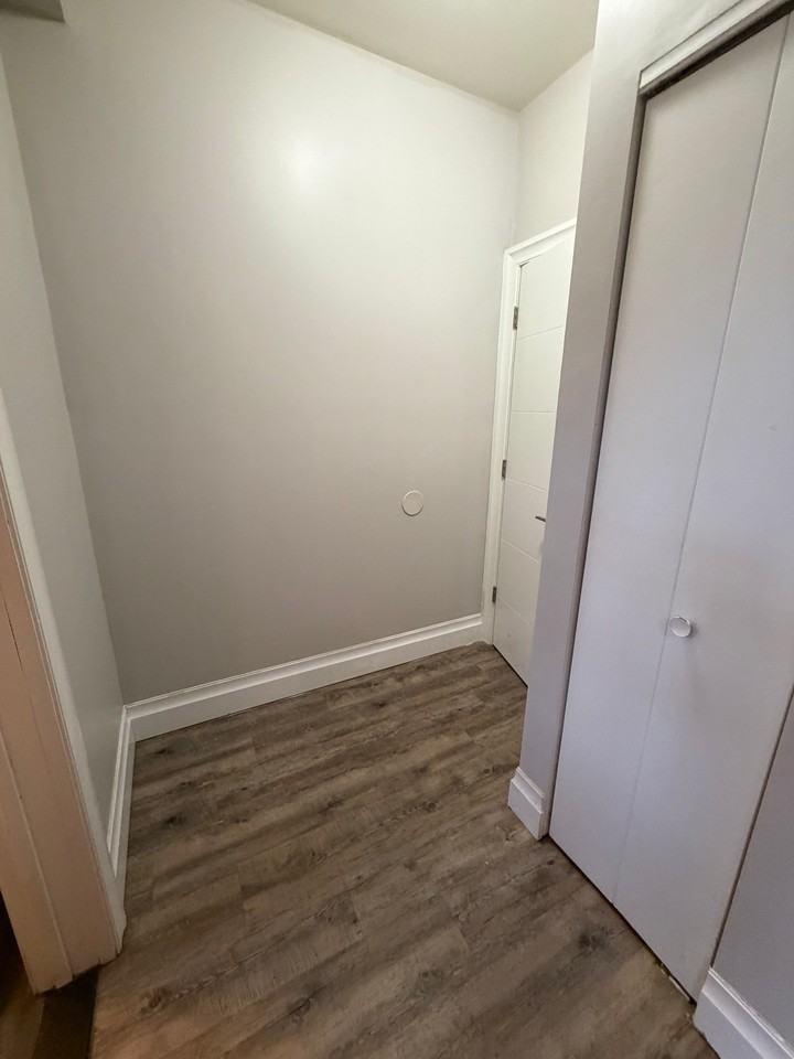 106 N Grove St #403 - Photo 5 of 5