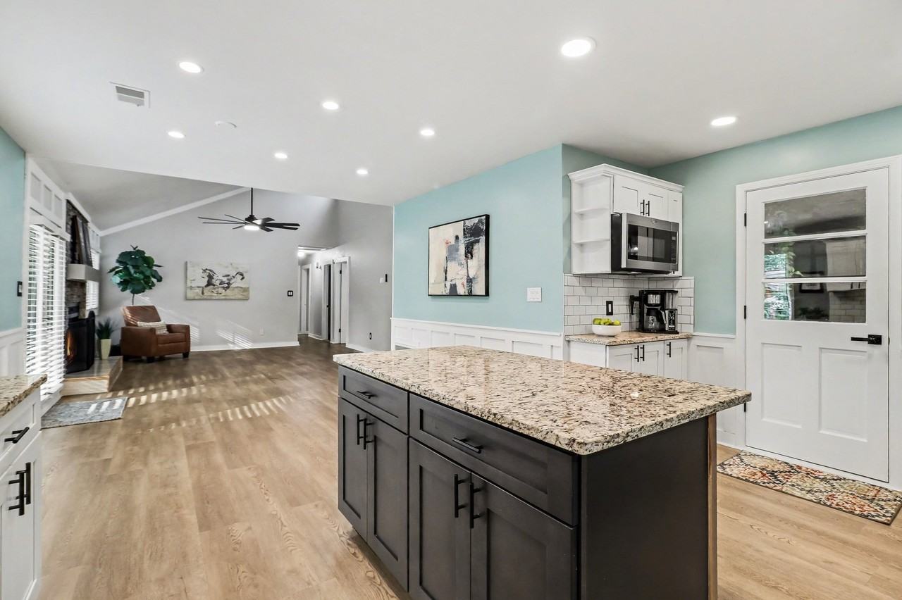 210 Fireside Way - Photo 5 of 14