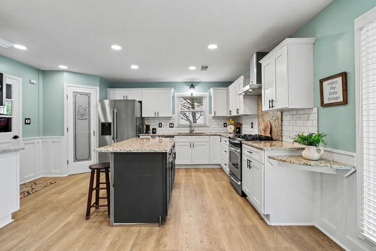 210 Fireside Way - Photo 6 of 14