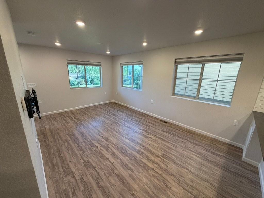 727 Widgeon Cir - Photo 5 of 20