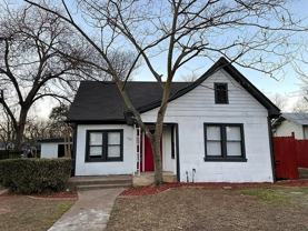 704 Williams Ave - Photo 1 of 1