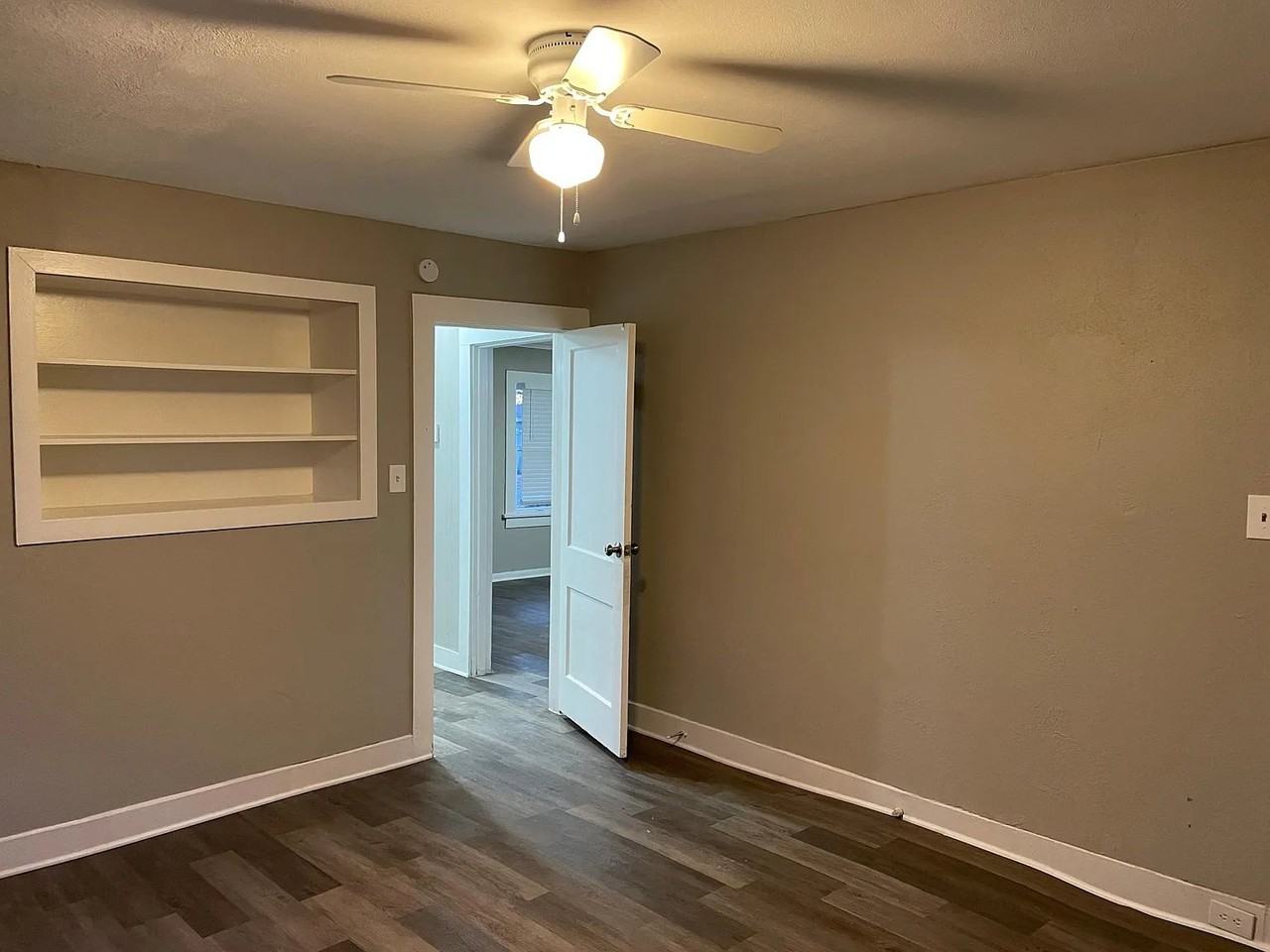 704 Williams Ave - Photo 4 of 20