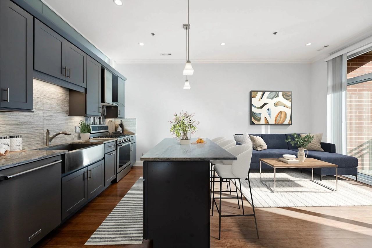 45 S Aberdeen St - Photo 2 of 18