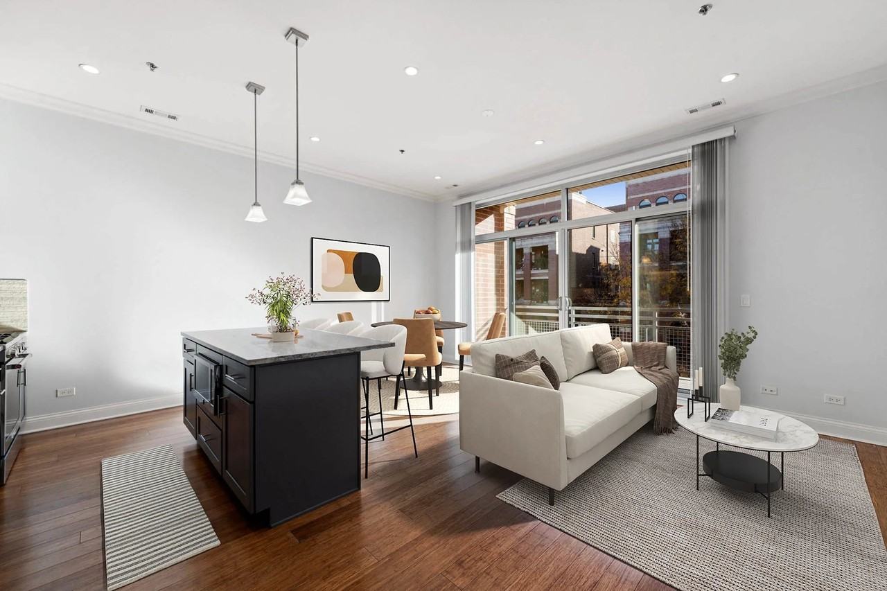 45 S Aberdeen St - Photo 3 of 18