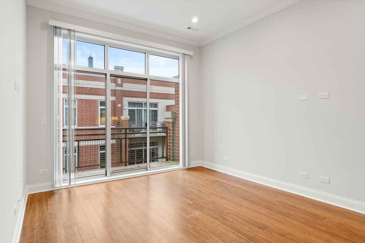 45 S Aberdeen St - Photo 6 of 18