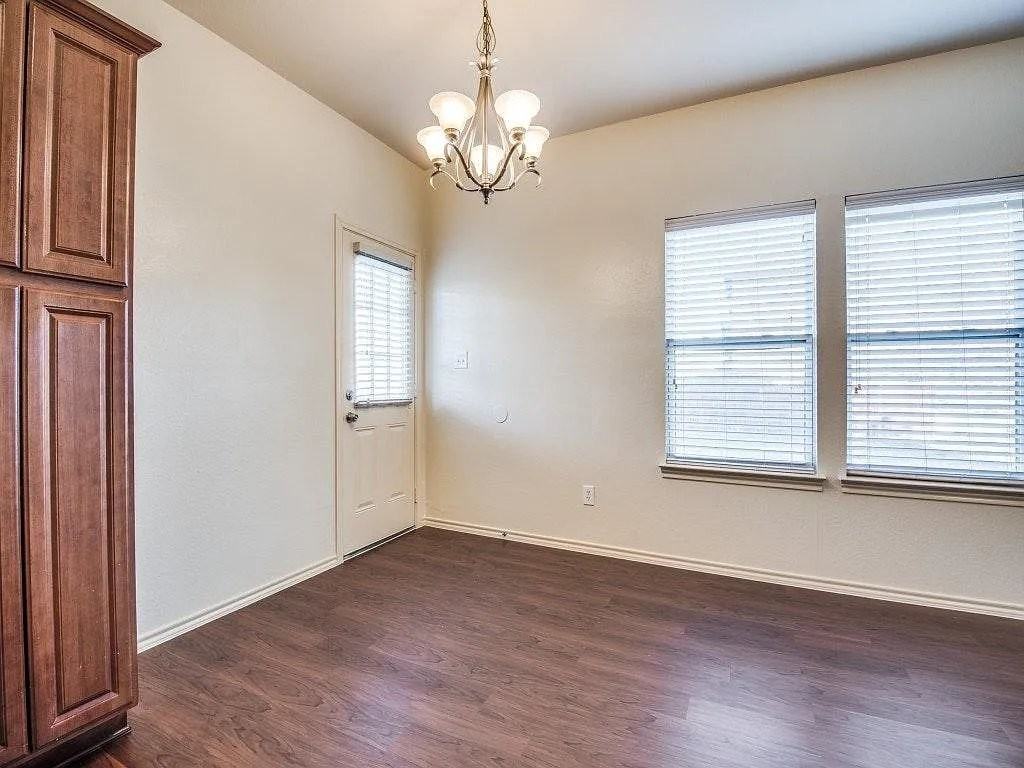 830 Parkplace Rdg - Photo 5 of 14