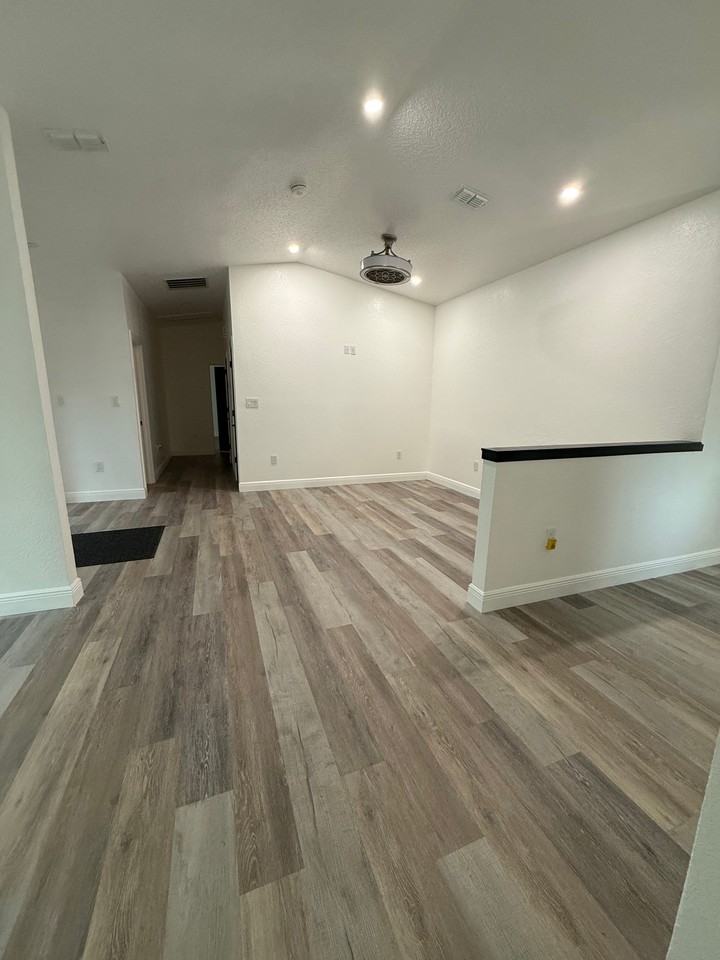 134 Jackson St - Photo 4 of 20