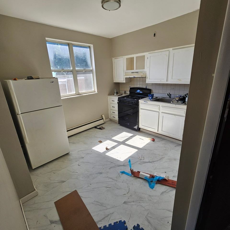 1030 Lawrence Ave #FL2 - Photo 6 of 9