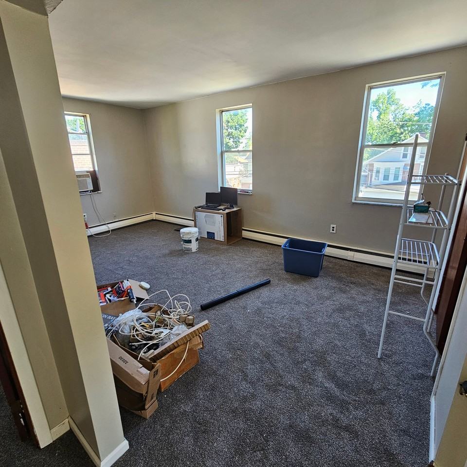 1030 Lawrence Ave #FL2 - Photo 7 of 9