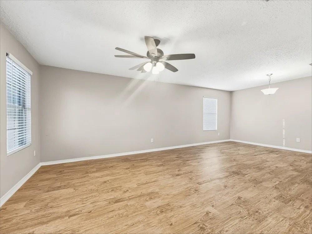 3166 Teodoro Dr - Photo 2 of 10