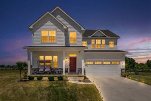 featured image of 28 Royal Palm Ct