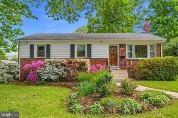 3241 Holly Hill Dr - Photo 2 of 18