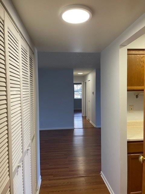 2409 Pond View Dr - Photo 3 of 16