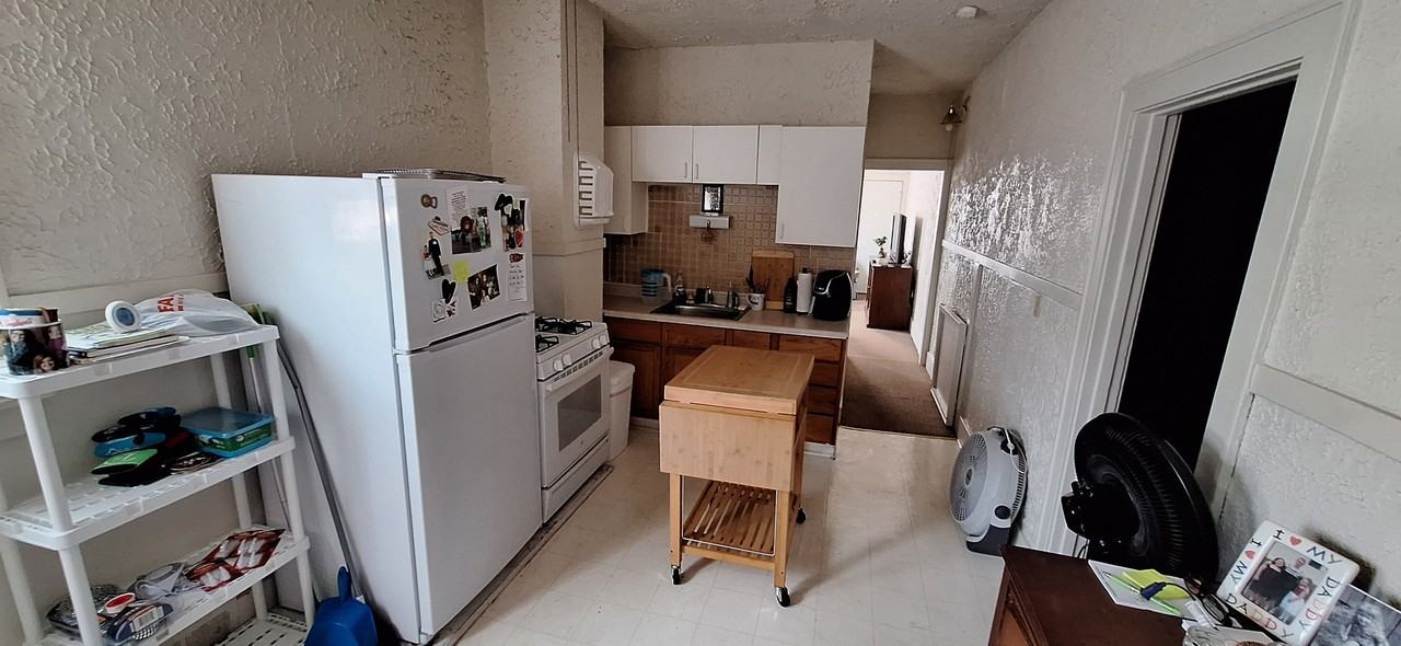 1817 7th St #1 - Photo 3 of 20