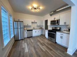 featured image of 2550 Jefferson St Ne #2