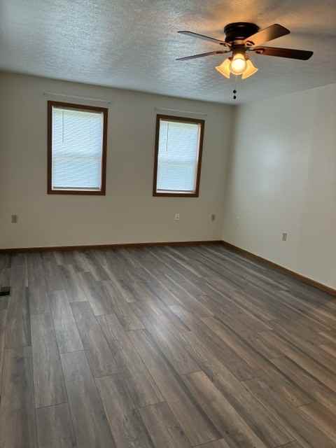 330 Hayes Ave #NA - Photo 3 of 6