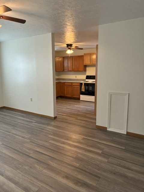 330 Hayes Ave #NA - Photo 5 of 6