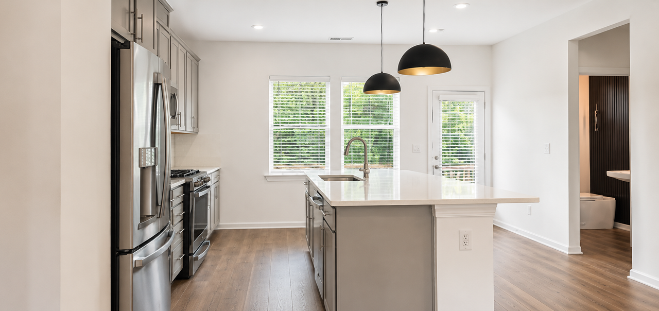 430 Rowe Way #NA - Photo 5 of 22