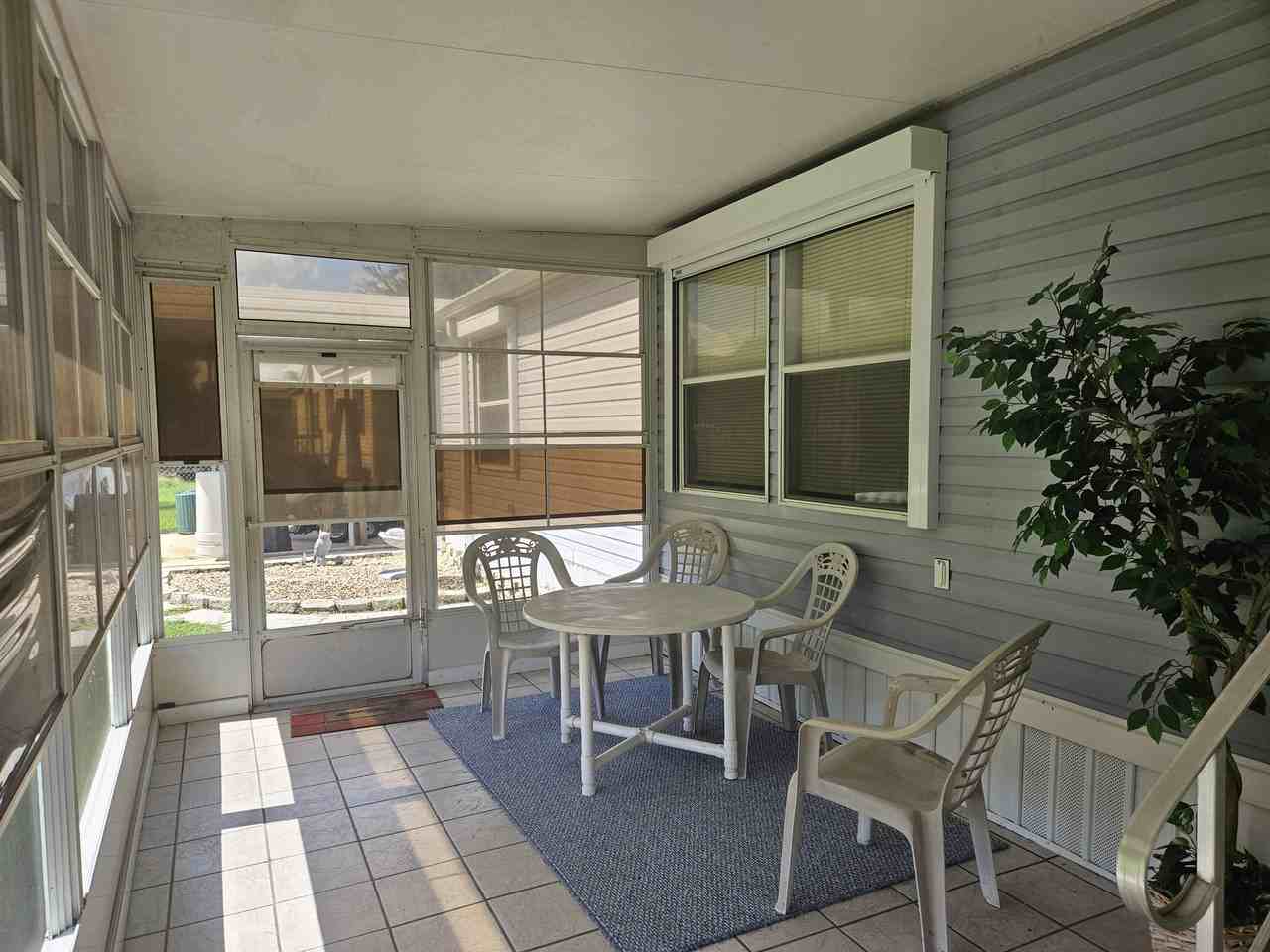 4995 Spiral Way #NA - Photo 2 of 12