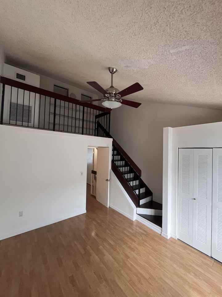 12065 Sw 18th St #5 - Photo 5 of 15
