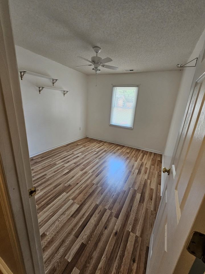 104 James Helen Ct #NA - Photo 4 of 19