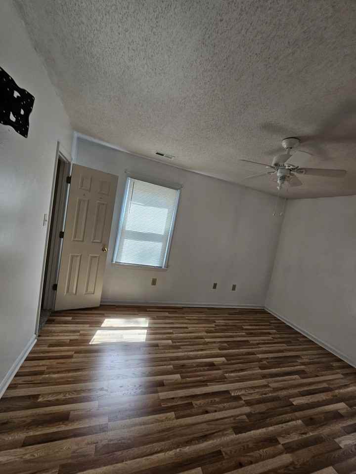 104 James Helen Ct #NA - Photo 6 of 19