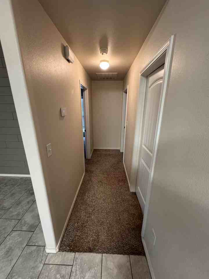 804 Elgin St #NA - Photo 3 of 16