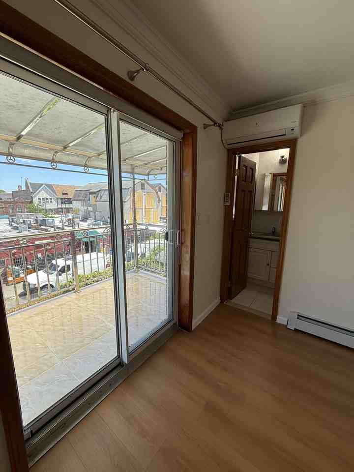 4105 161st St #2ndFL - Photo 7 of 7