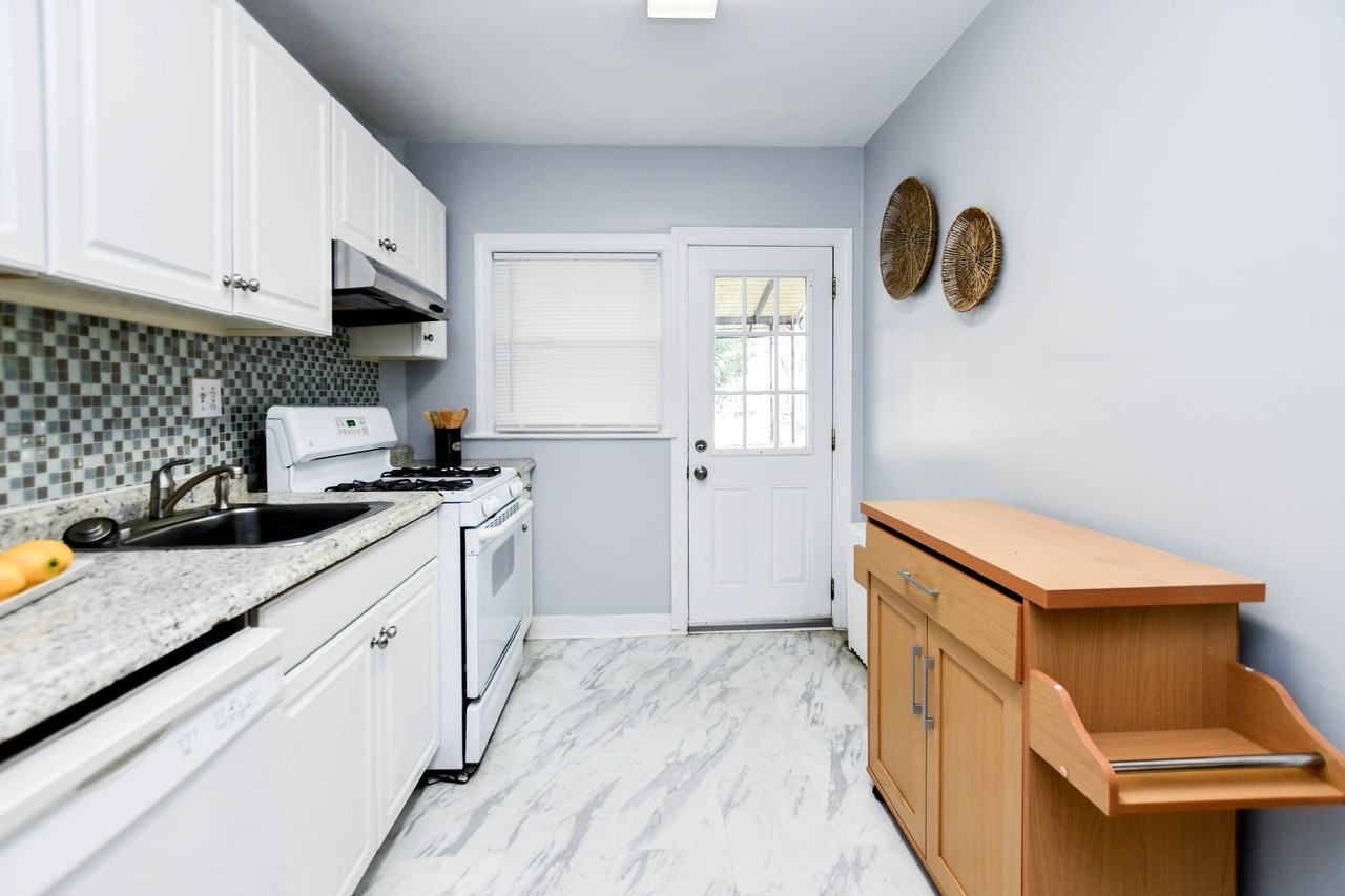 38 N Rosedale St - Photo 6 of 18