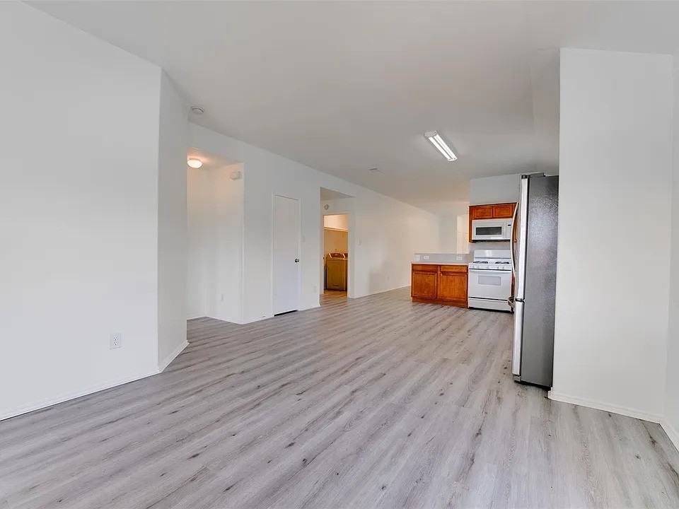 5918 Laramie River Ct #NA - Photo 6 of 16