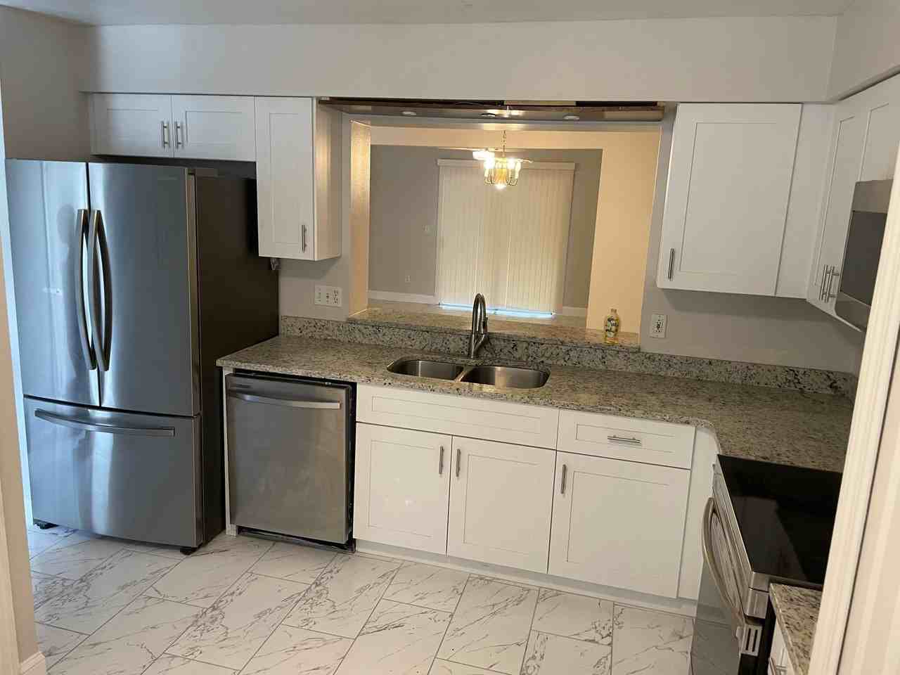 495 Green Spring Cir - Photo 2 of 5