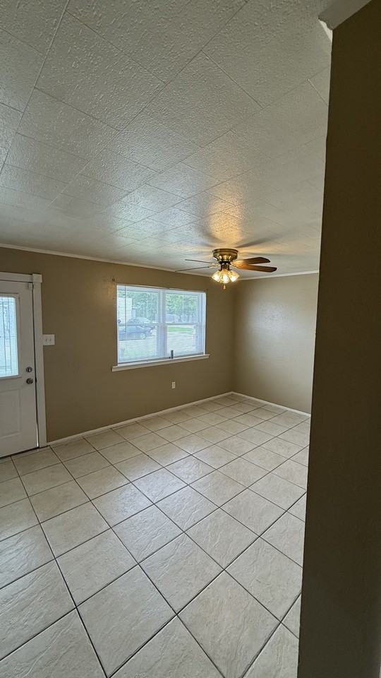 2505 Joy Ann Dr #NA - Photo 3 of 11