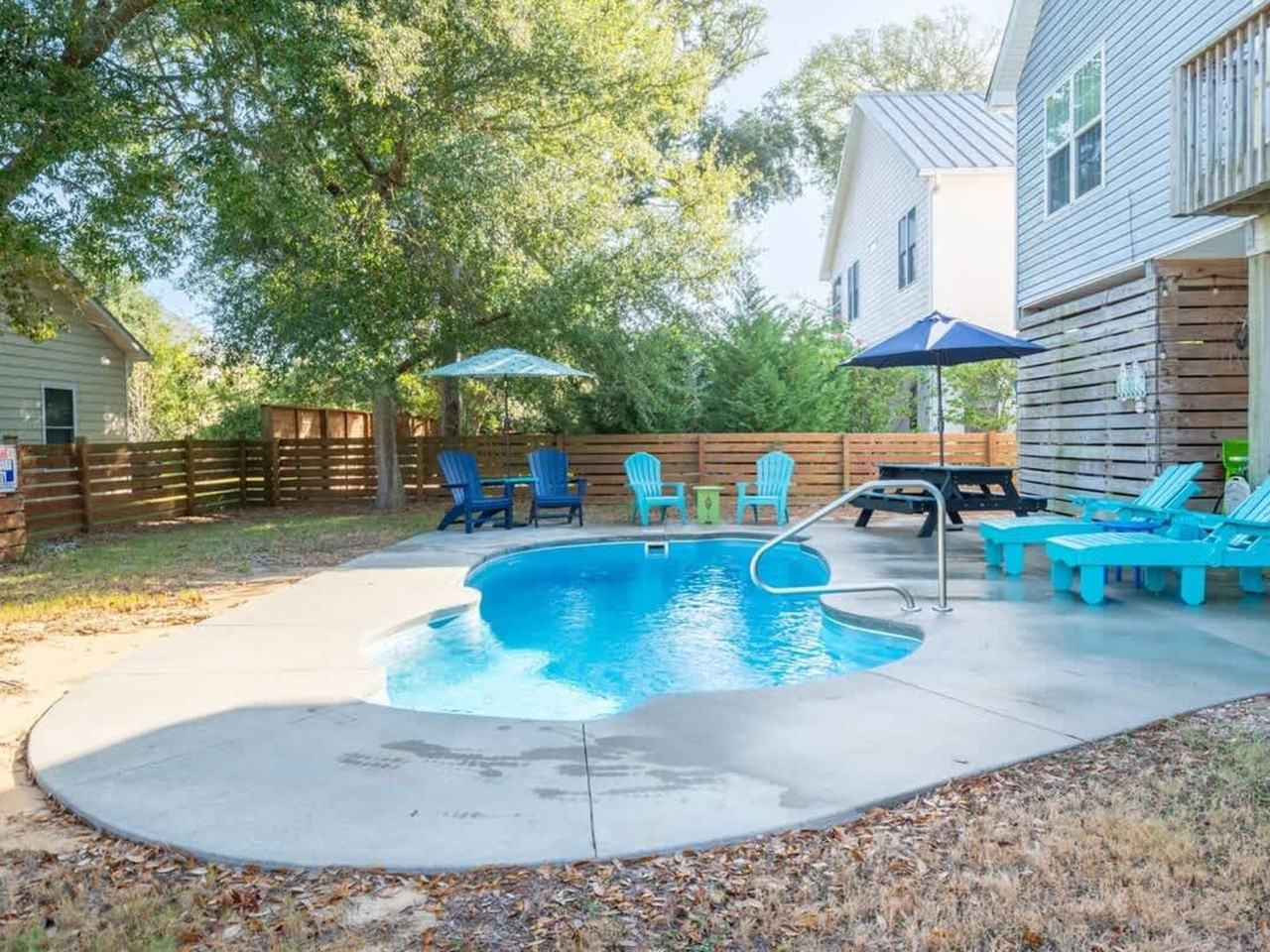 4502 The Gypsy Rose @ 4502 E Oak Island Dr - Photo 4 of 37
