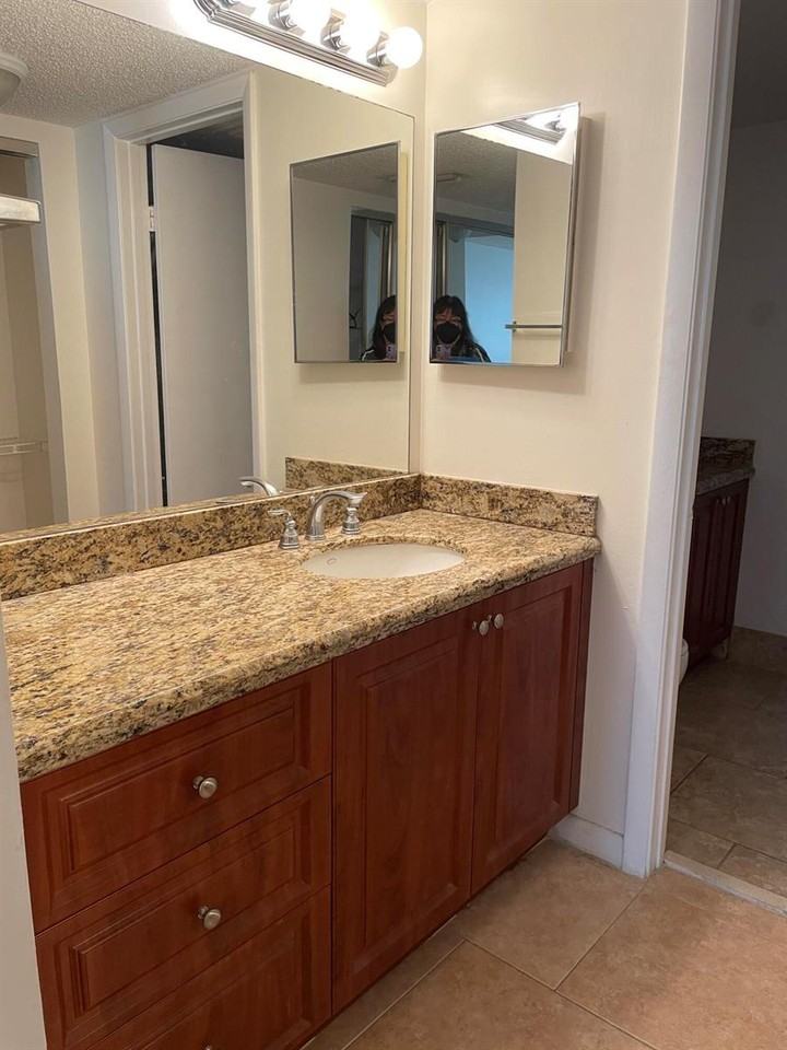9701 Westview Drive #1422 - Photo 5 of 7