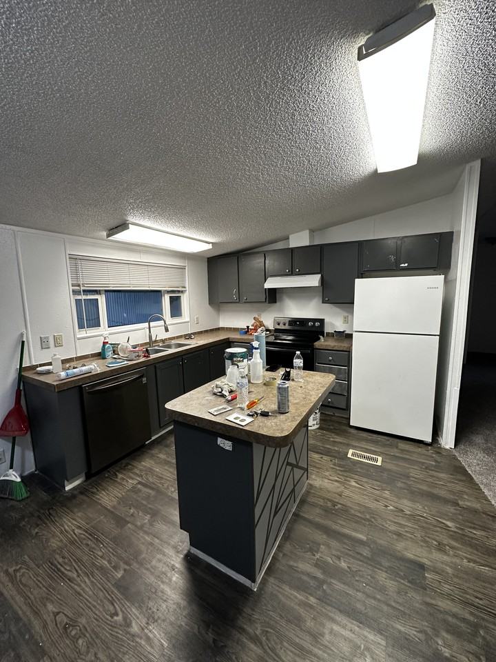 1111 Headless Horseman Rd #NA - Photo 6 of 19