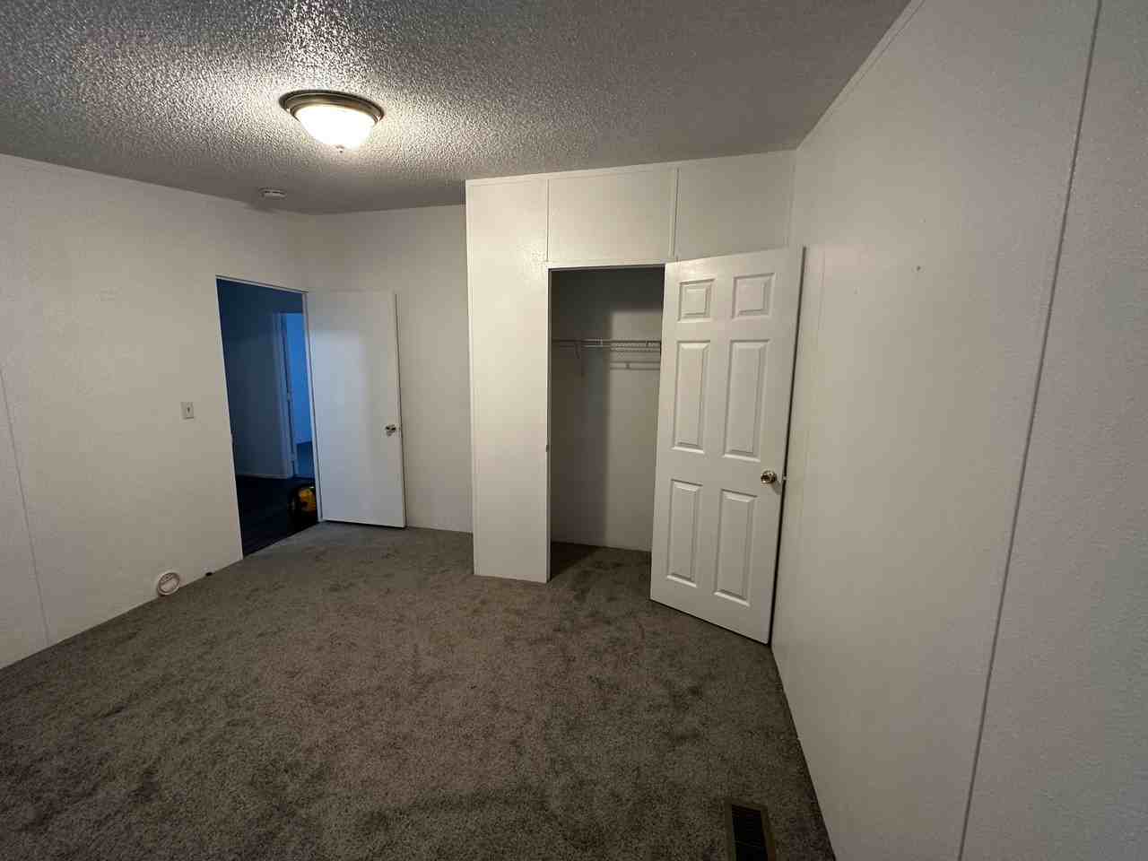 1111 Headless Horseman Rd #NA - Photo 7 of 19