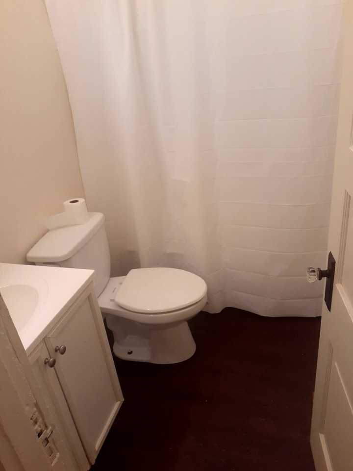 4855 Northland Ave #1stFL - Photo 3 of 9