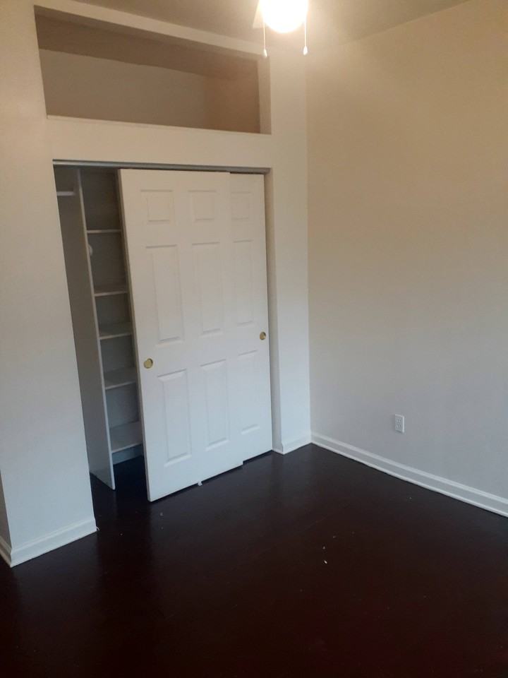 4855 Northland Ave #1stFL - Photo 6 of 9