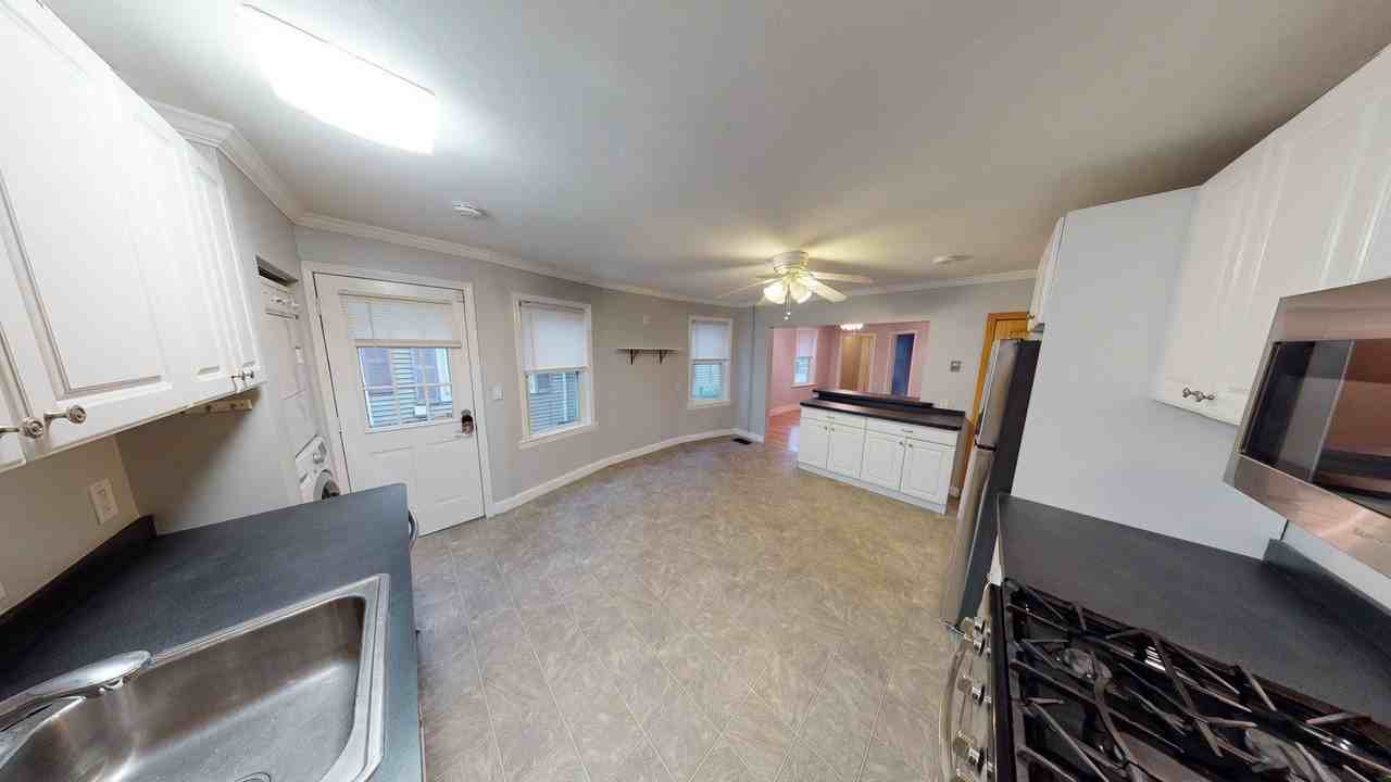 153 Saratoga St #3 - Photo 7 of 17