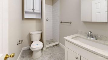 featured image of 234 Lexington St #3