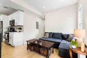 featured image of 7 Transit St #2