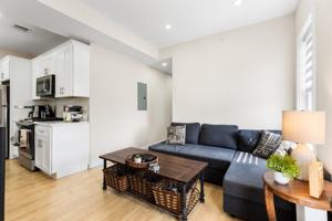 featured image of 7 Transit St #3