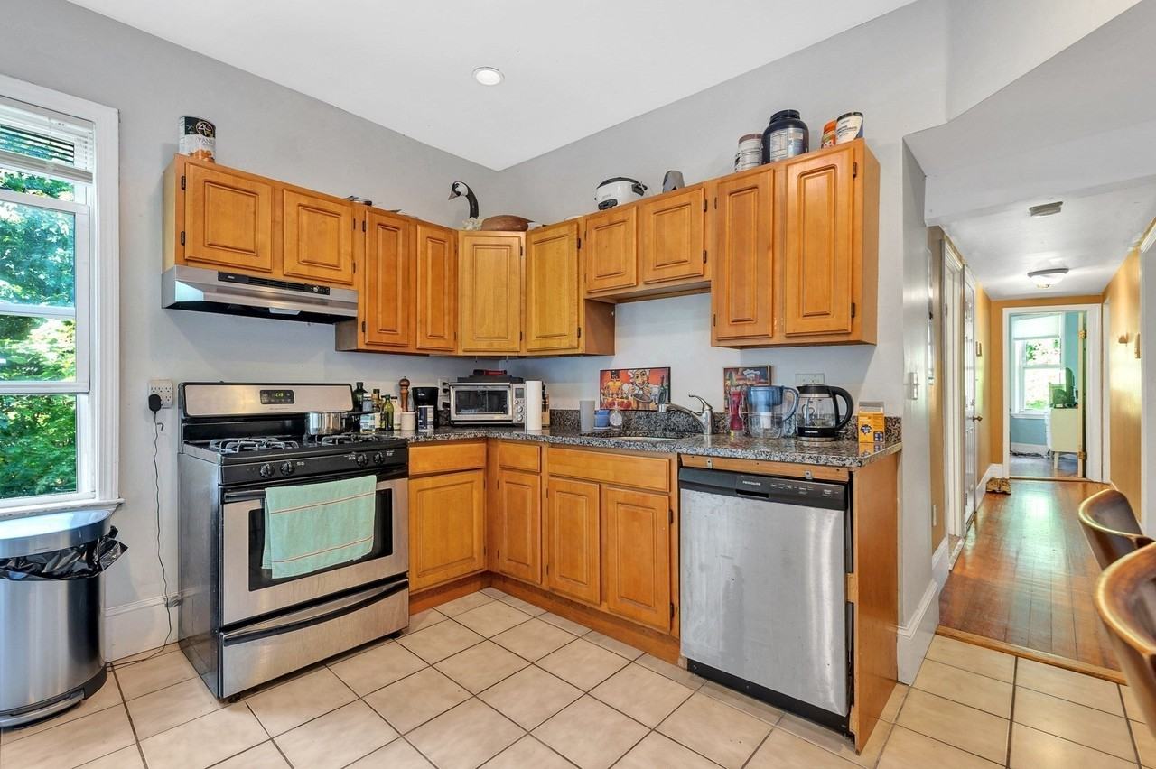 22 Fisher Ave #3 - Photo 7 of 10